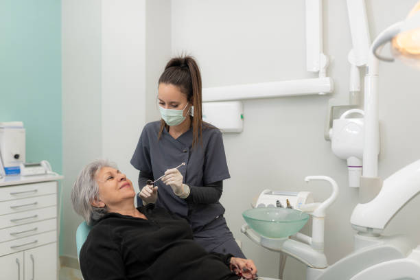 Best Cosmetic Emergency Dentistry in Alorton, IL